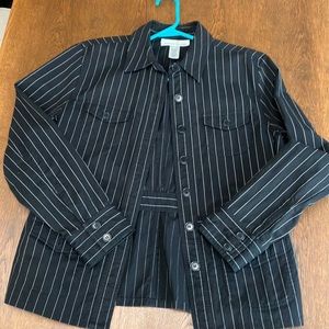 Heavyweight cotton/nylon pin-striped collar jacket.4 pocket. Cute cinched back.
